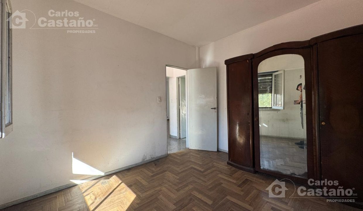 7403485_99025241036620136059082420193847887831496934899981226476618268787854889441895