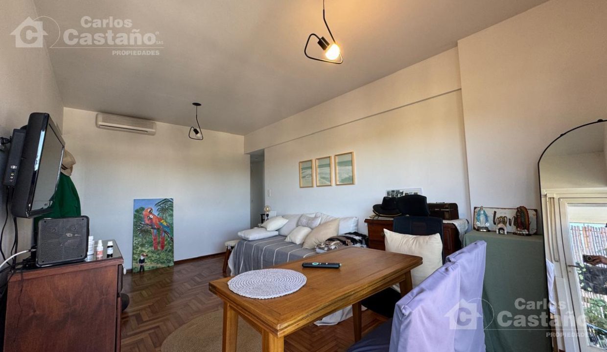 7411078_94221310342373237421621281196591082147276653547114194158145035182040920416530