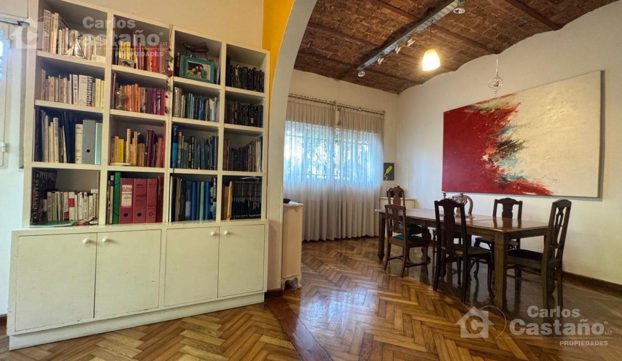 7424306_26274402562449320226749146041217265703679188570686314413149272370611763415695