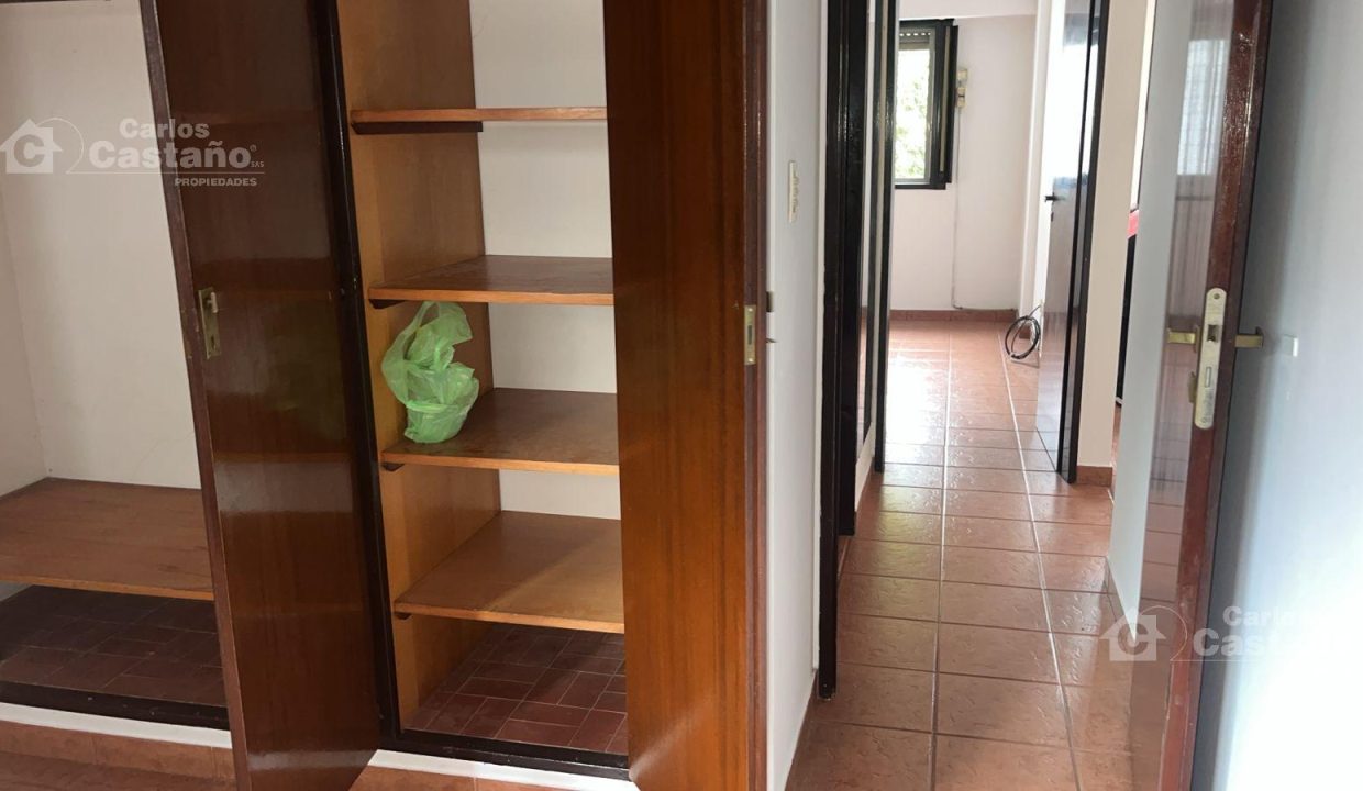 7425742_68520412844511470021784599330963369401687907545344669262058052825494074872016