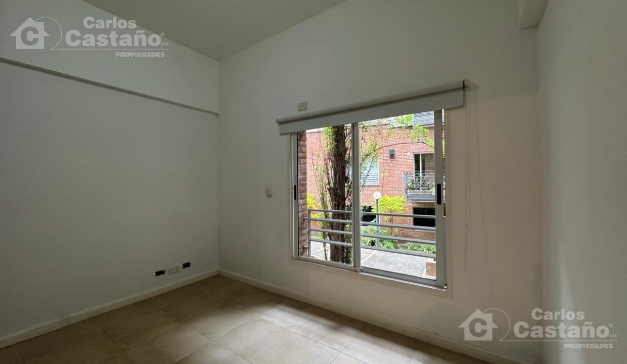 7448560_10352868840726125926306709416090928099820918832397074493609746285795152074129