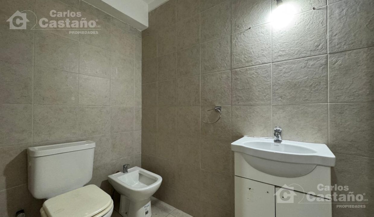 7448560_81994041040047428332914763159916729036227612199784459502869653125630330104104