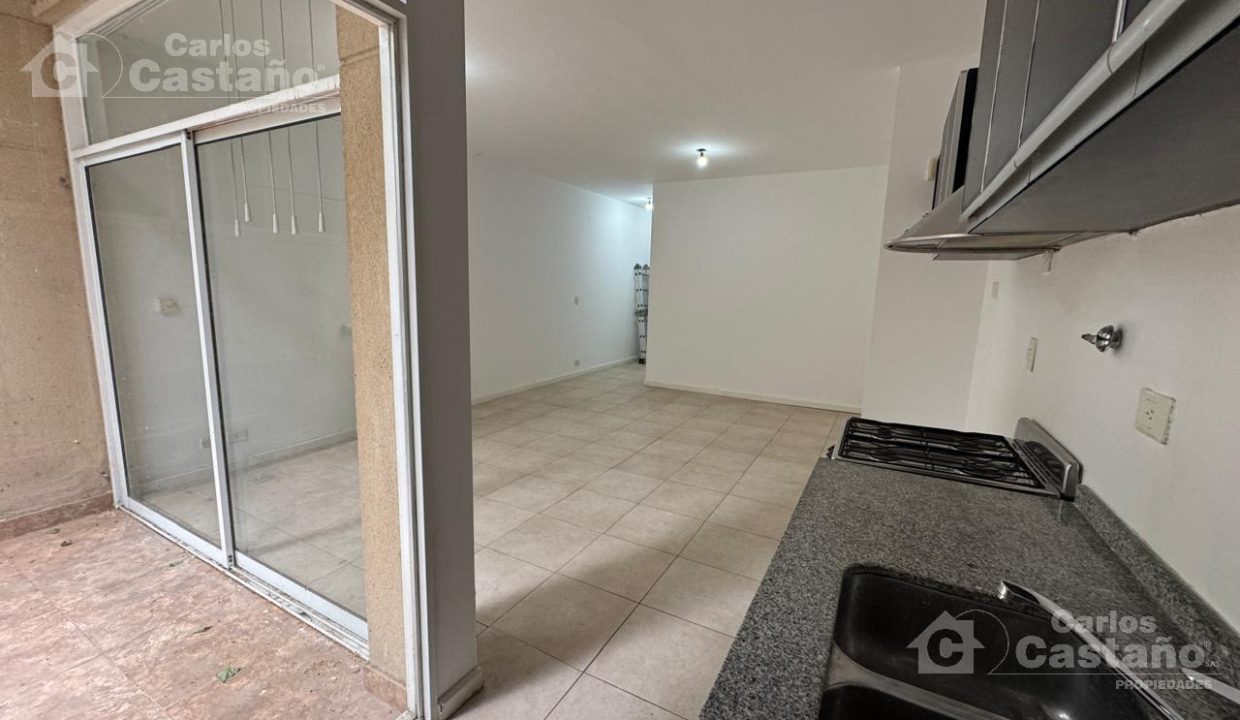 7448673_68935387244231134928125948801328237623153385832277348028375427017594017343136