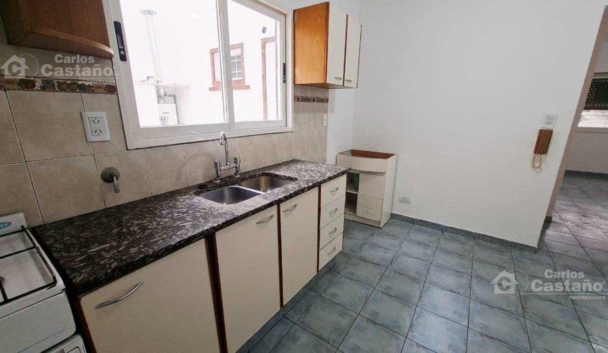 7456766_101348465634576106220936852713049755299501112203372250555023606138643252017181