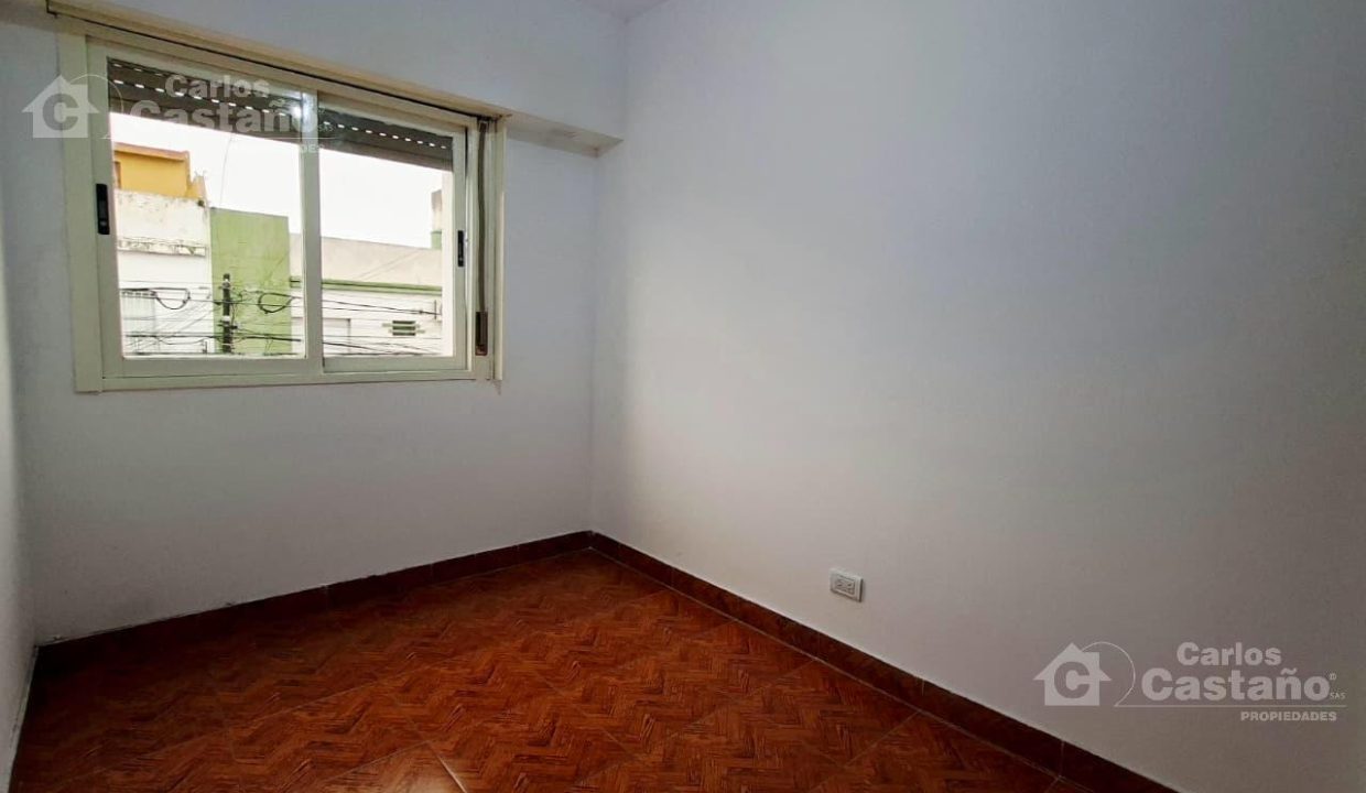 7456766_18410356010974936905817211730523327027326976648703537305326140874869672703515