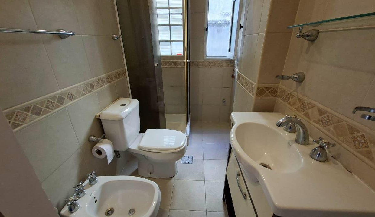 7469496_21155376619089738590109098631475016653249468241999505437854423922074512480041