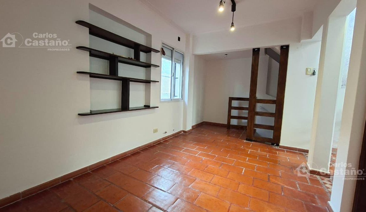 7469496_40415261739993961444247829393862475188782832423888104252594090069927786090672