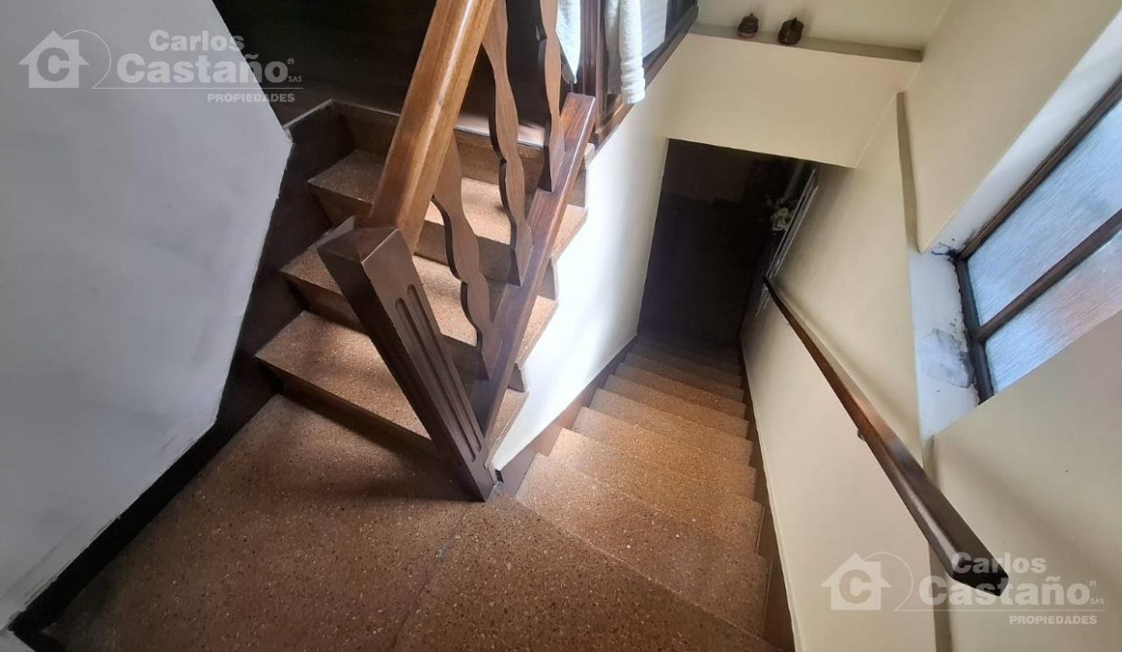 7478915_39353850063270440343178616255727184104687166046538850442449100346213541595897