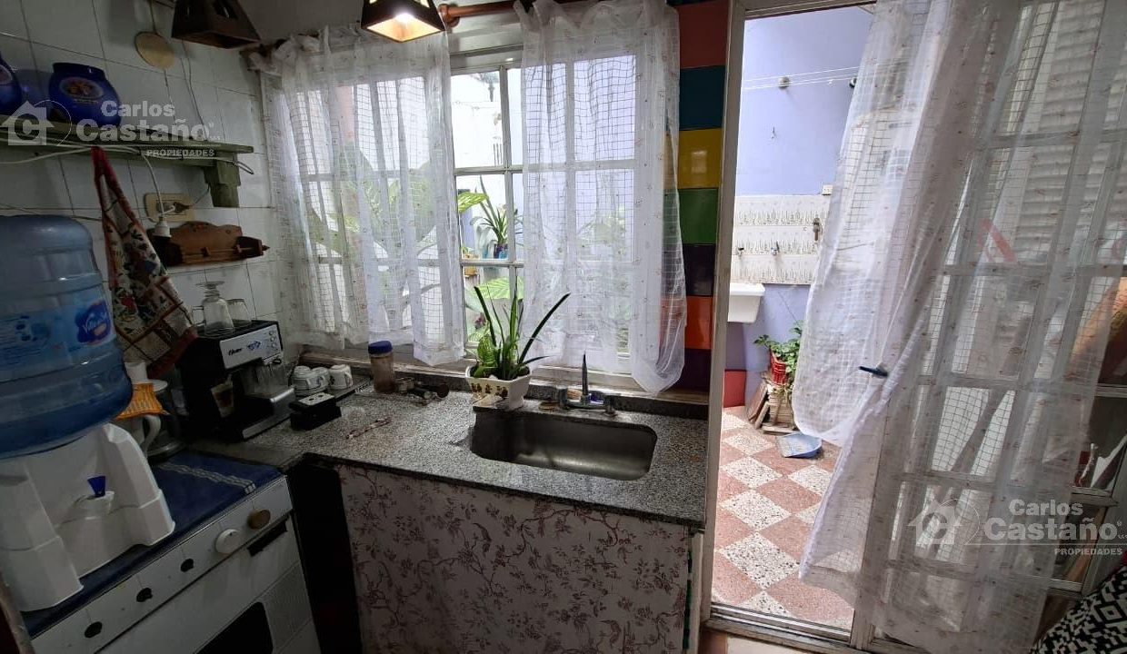 7485651_24059143152783521212959943860650566309336213183269430259926277906885284119183