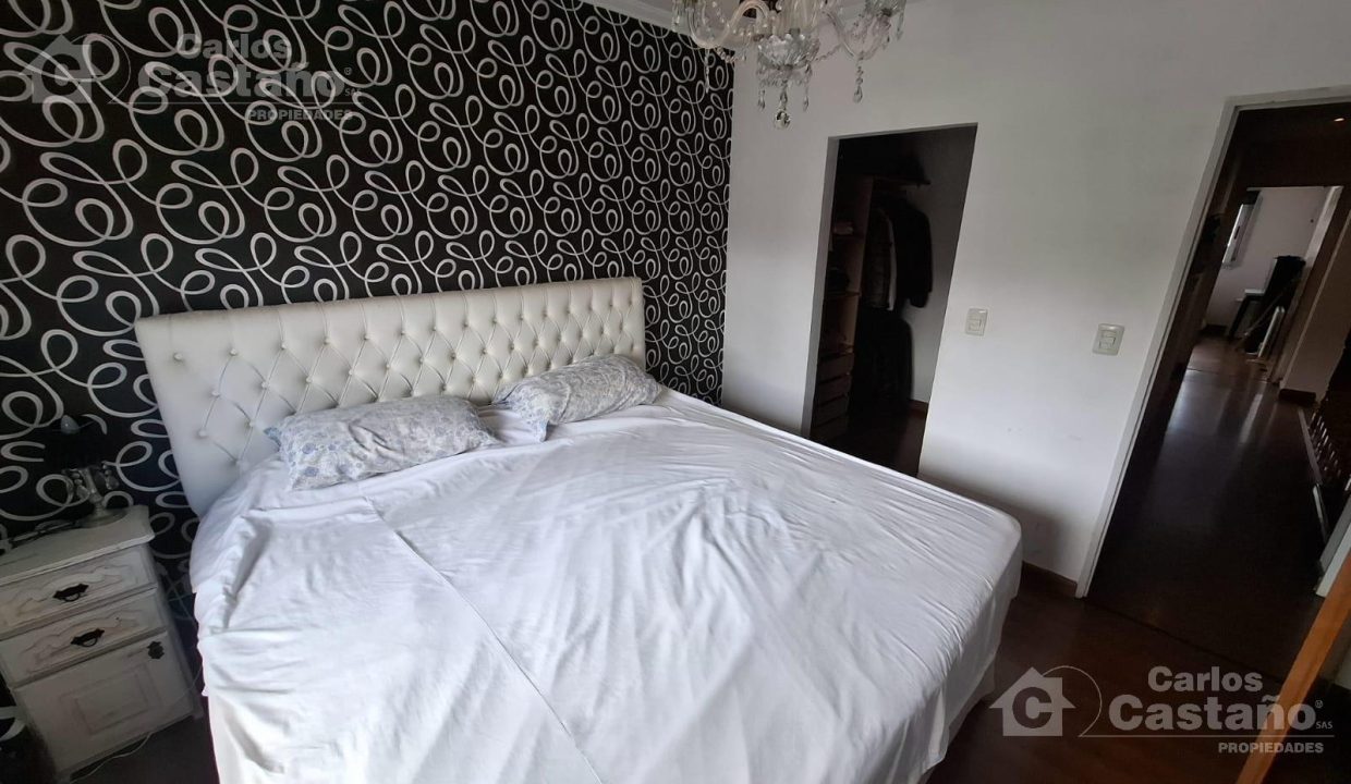 7502555_83121670329030706773160695522635516878730629098997060942090198660202302431634