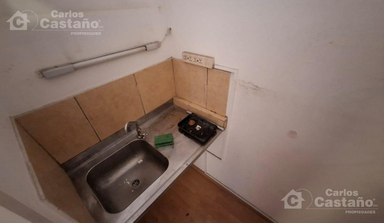 7502643_40436786145935362157824778742668092396924948873947285291751689993121284976301