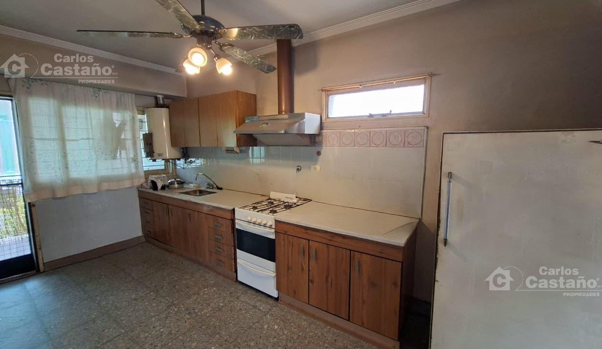 7520541_101372428716729723508951259490534056884691594669695367742323872497305634817786