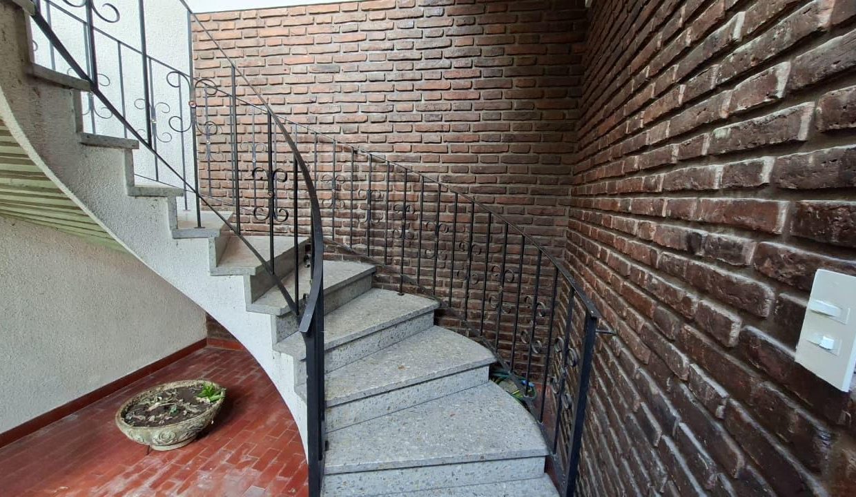 7520541_10802211066505874949908714069859667669274080896685865272390288564816005044196