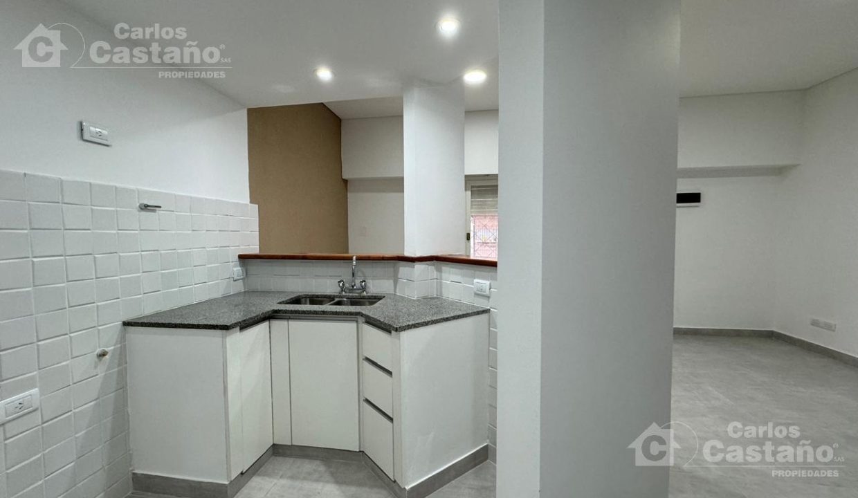 7520762_20615620860269293034868867001368034757848401323758337795919291274798660626464