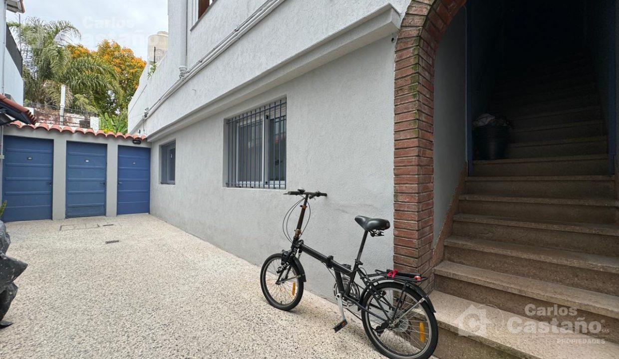 7520762_3722644205842357444372206252569783584613226933836334217178754088337982936303