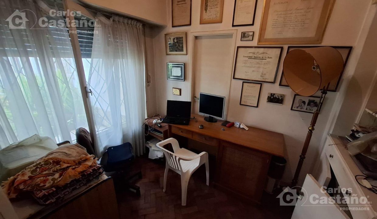 7524519_75400801481408283831267731956220311847090618364127573448051141179123254975178