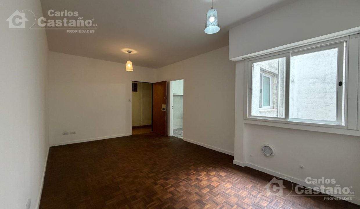 7548010_102760260803242165082414981698910493084189709583315406372393411668478055786082