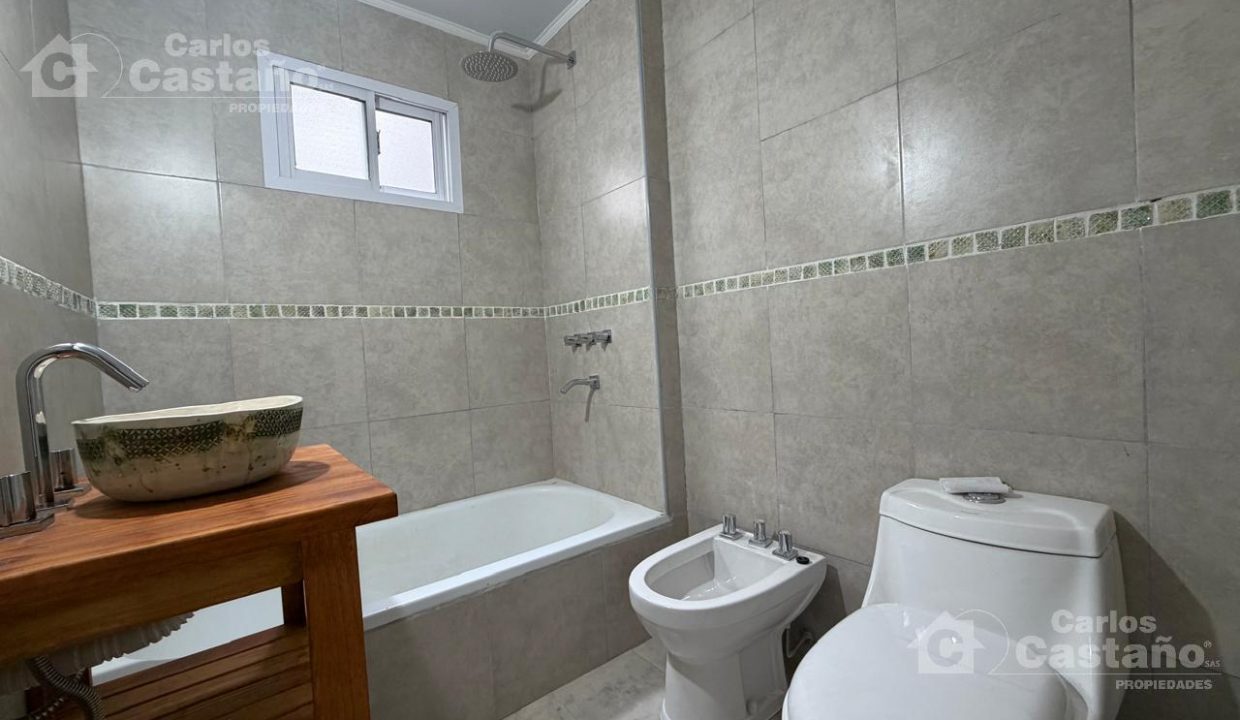 7548010_105057909690177429889613670257420480267813022399293762479953030509480397359336