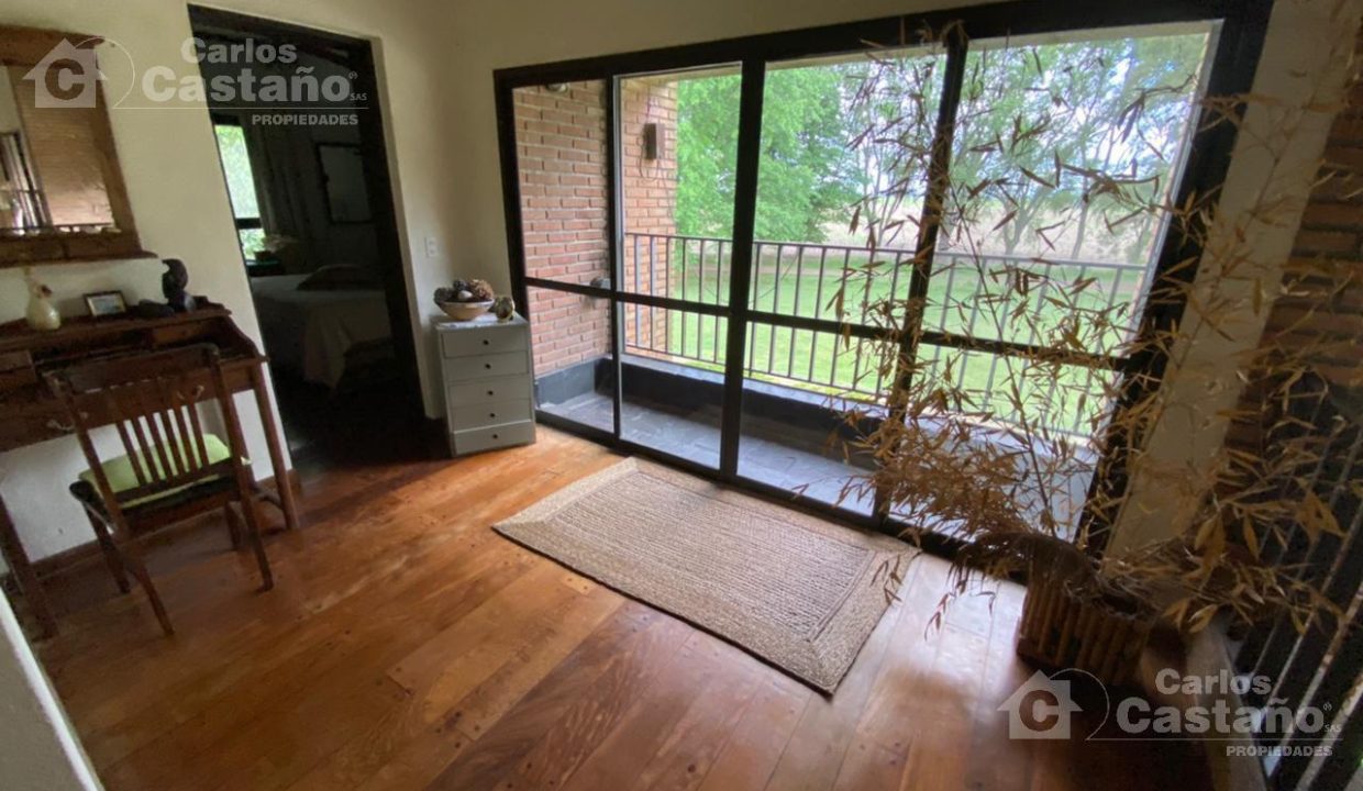 7549666_29796605307601273010949580061386123472211557570548526576402419866315844603251