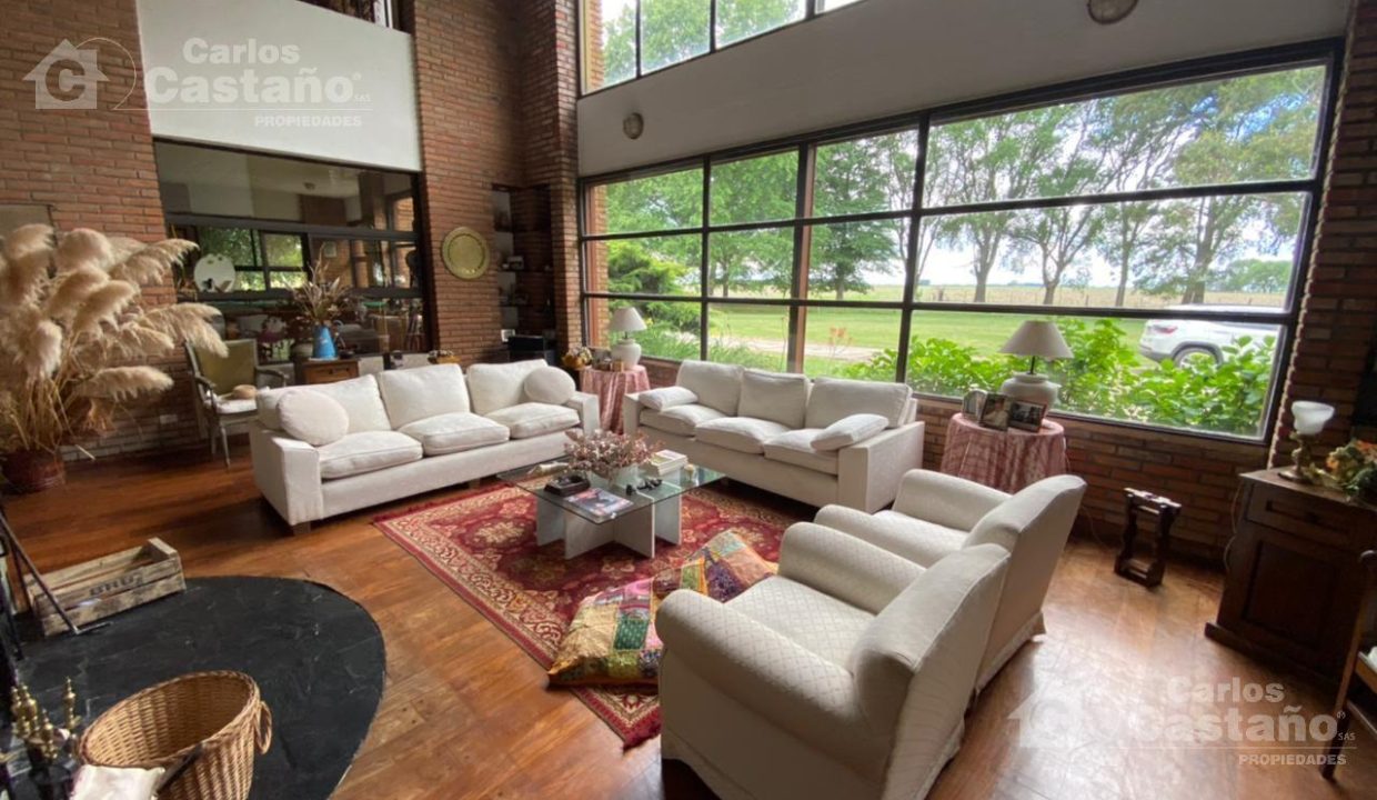 7549666_33235285863960541406585194659081181123850989663462219648727357506135116191617