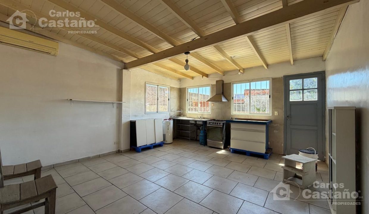 7554472_23695719075354546311741434055030189233277406892854249094932459186324988935015