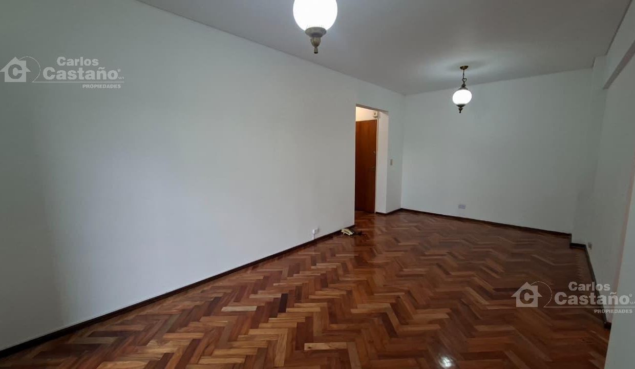 7560949_112398052580209063804032990394800786658665497066491708233010808218396575873877