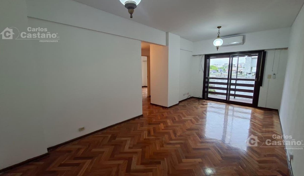 7560949_87176643109690320710524108129816855339779175486852571824059196492690604087396