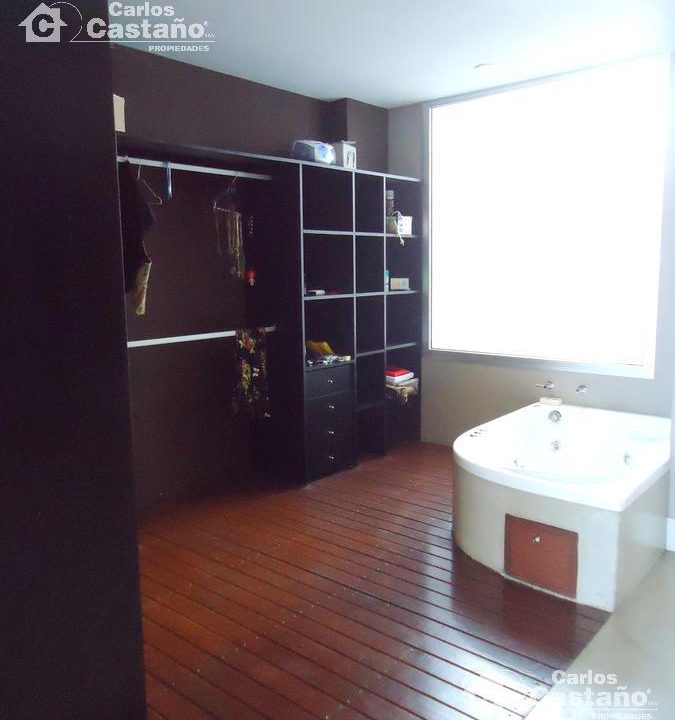 788461176638300489400429956131462343276570697025379145730388958800295753005779543