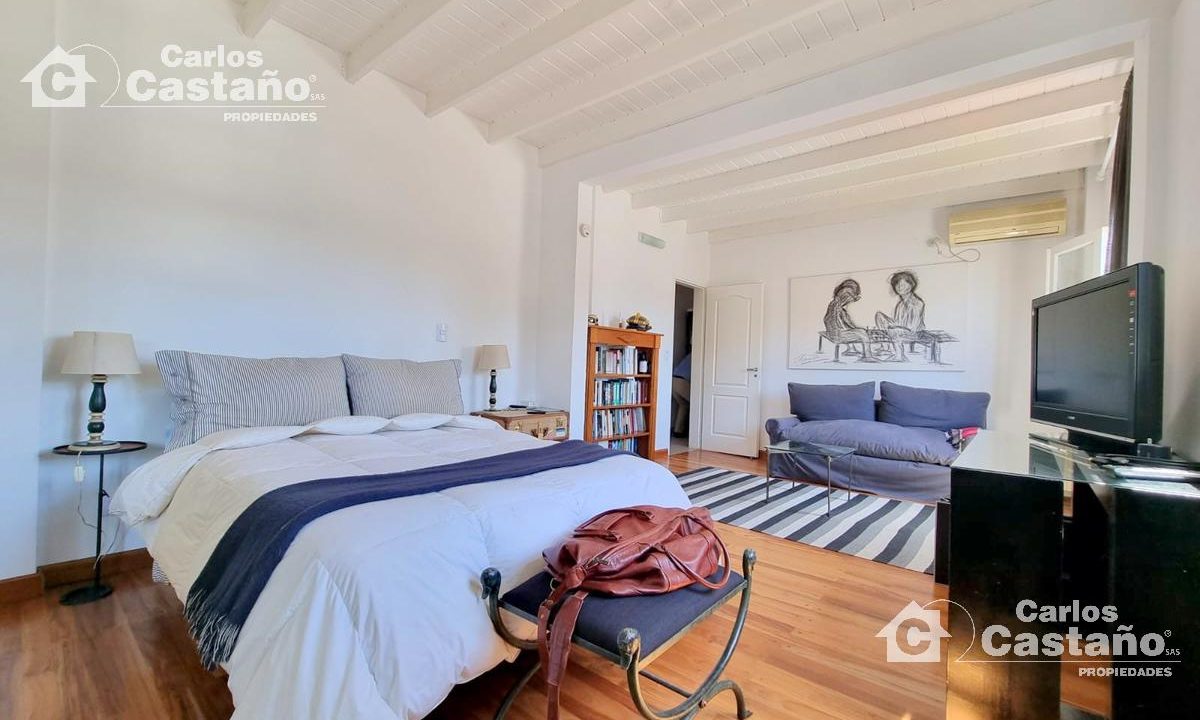 788474508664271235862911800144943316240449934064273088848408295215057605882644204