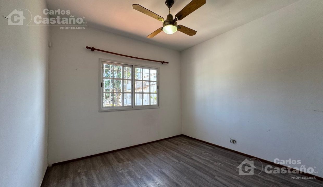 7569274_34268355465296667875616305615012329114136772597903885272489859959961810588348