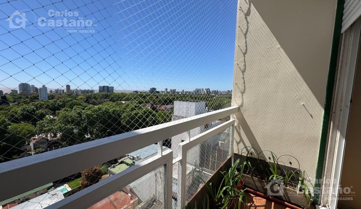 7570571_102053339065883149453863229844621789754837426327679058981612783194152536548011