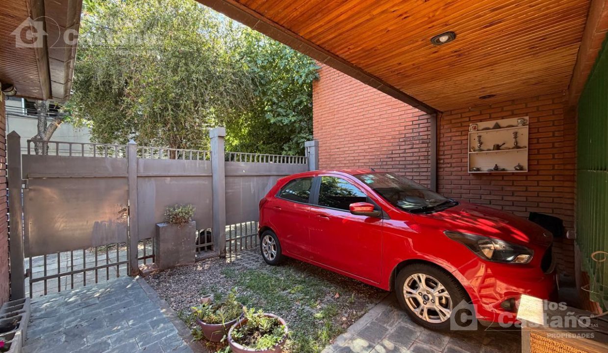 7575630_18023061295994882268390142059156004932507293038855490200086943141386587923327