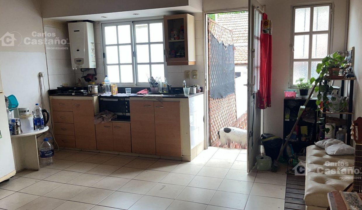 7575756_20355806527049938417891523728002946480514201758230164528863288887788528143379