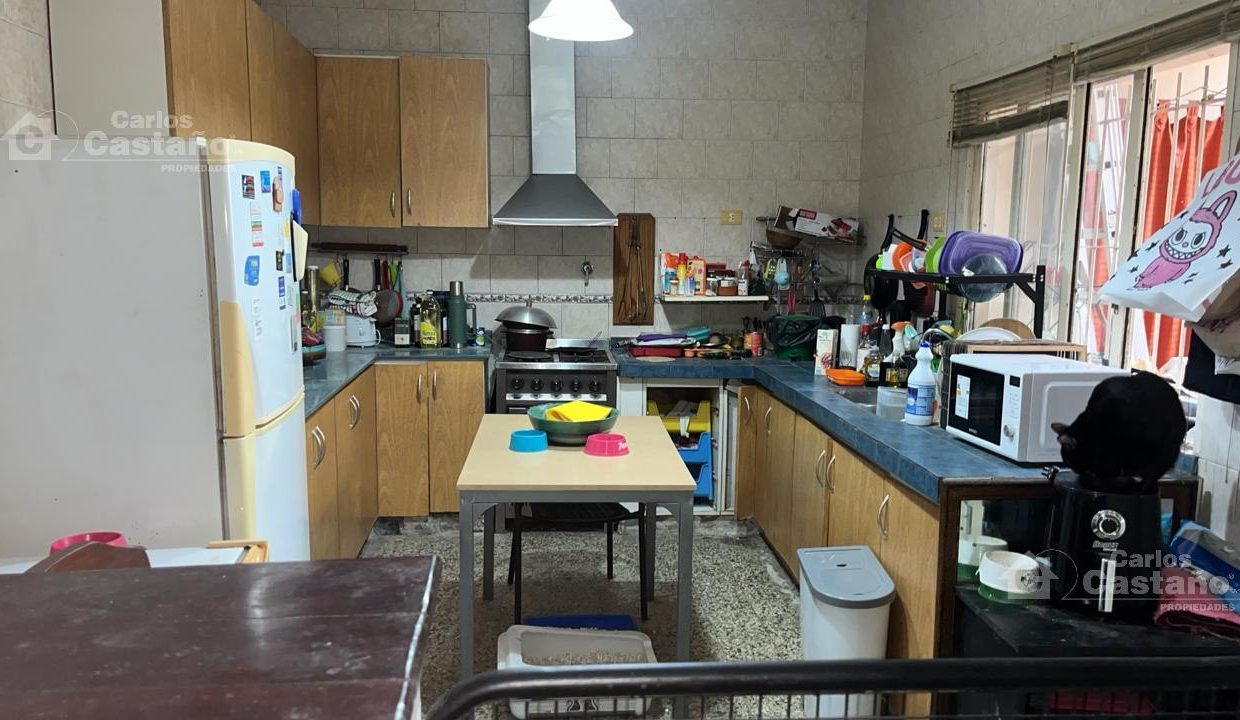 7575756_25036633261564909124251431960778524279571141234502273887191811213085305961398