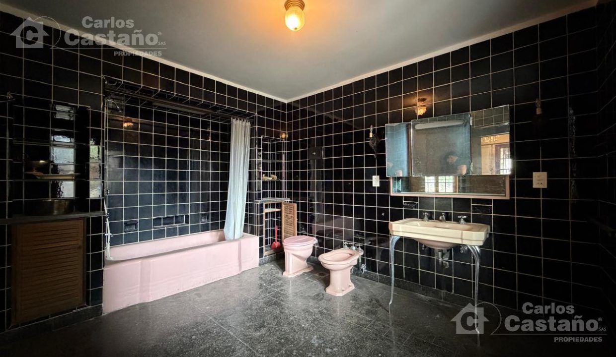 7577112_23206081705718651834397943817770863142268409058483119185555151025649236411291