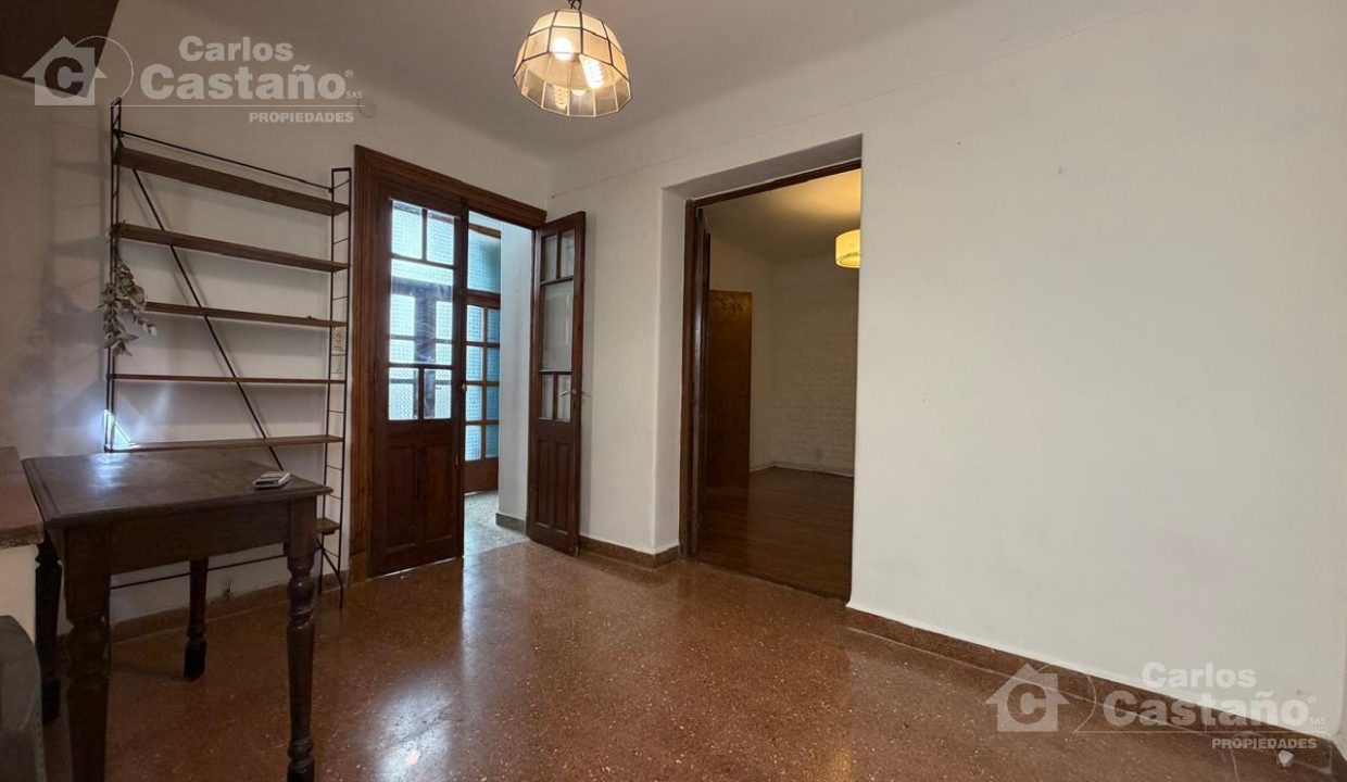 7580239_1440906033062173806991868164494515287813923136497453167296046357958565596784