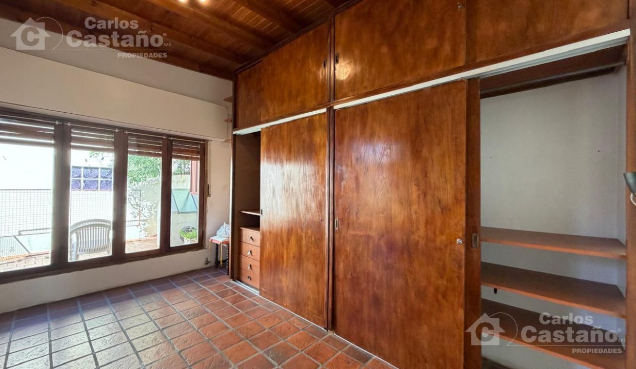 7580239_29887991078043062682461326712743945529275450340674536493122820359073268543568