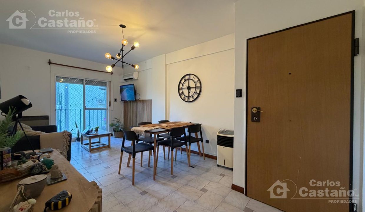 7585305_83818913481227978420457314438491304921656101133386547250578984858838237709020