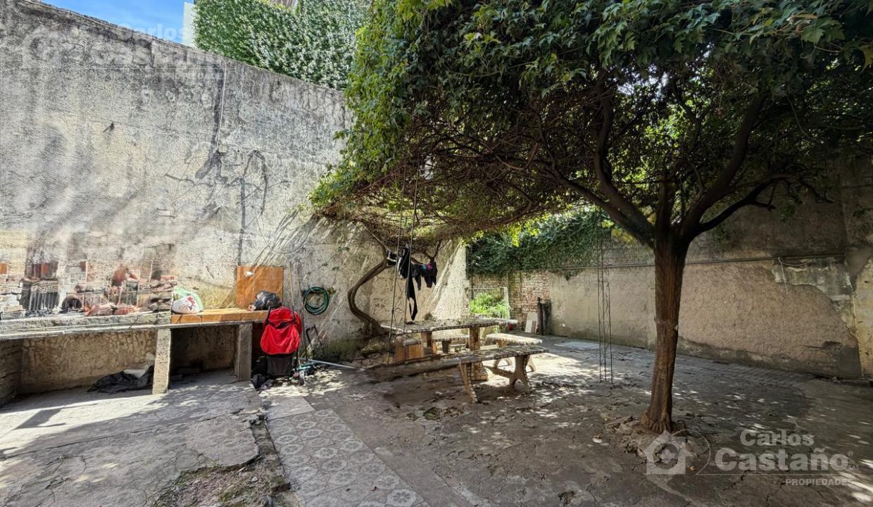 7585555_102386033761425632841262063653044743061936197350110694389542570042292881043875