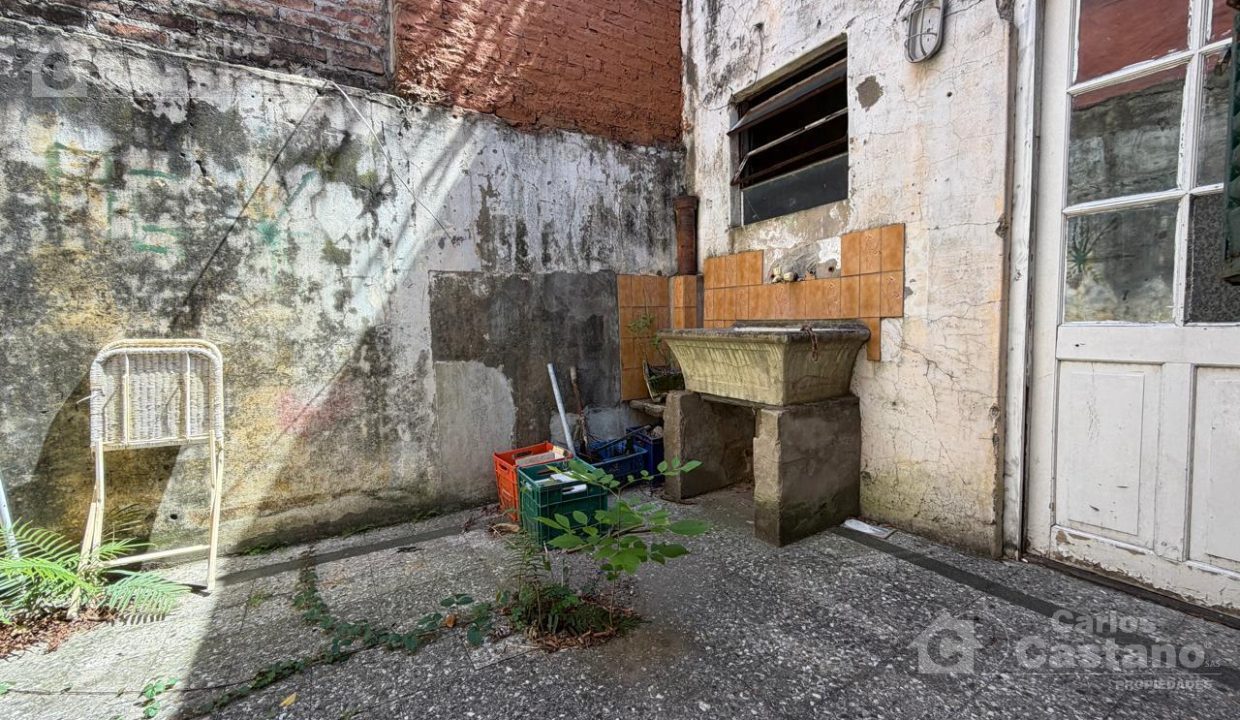 7585555_19129826573763404568160711714427477071155370121636471942801056252779727270690