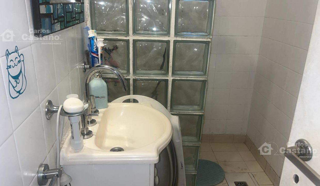 7586050_65071627733544220208037874060494028983250960012201070046106025407449065672970