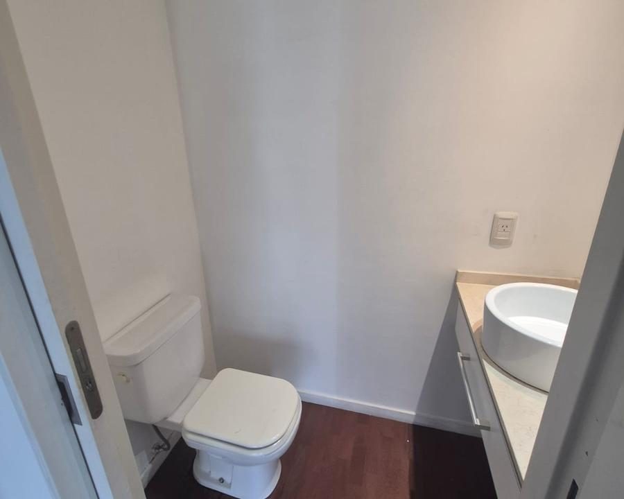 7594909_35888771225838756446175489721087603731787222181612421488967936598222082184173