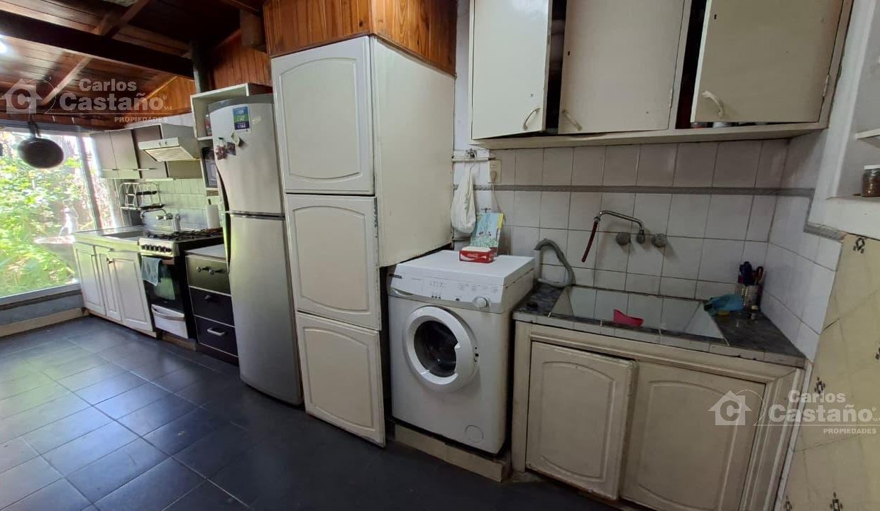 7621264_50653152587016200628424039187310861296390480102558934976138316139246269138185