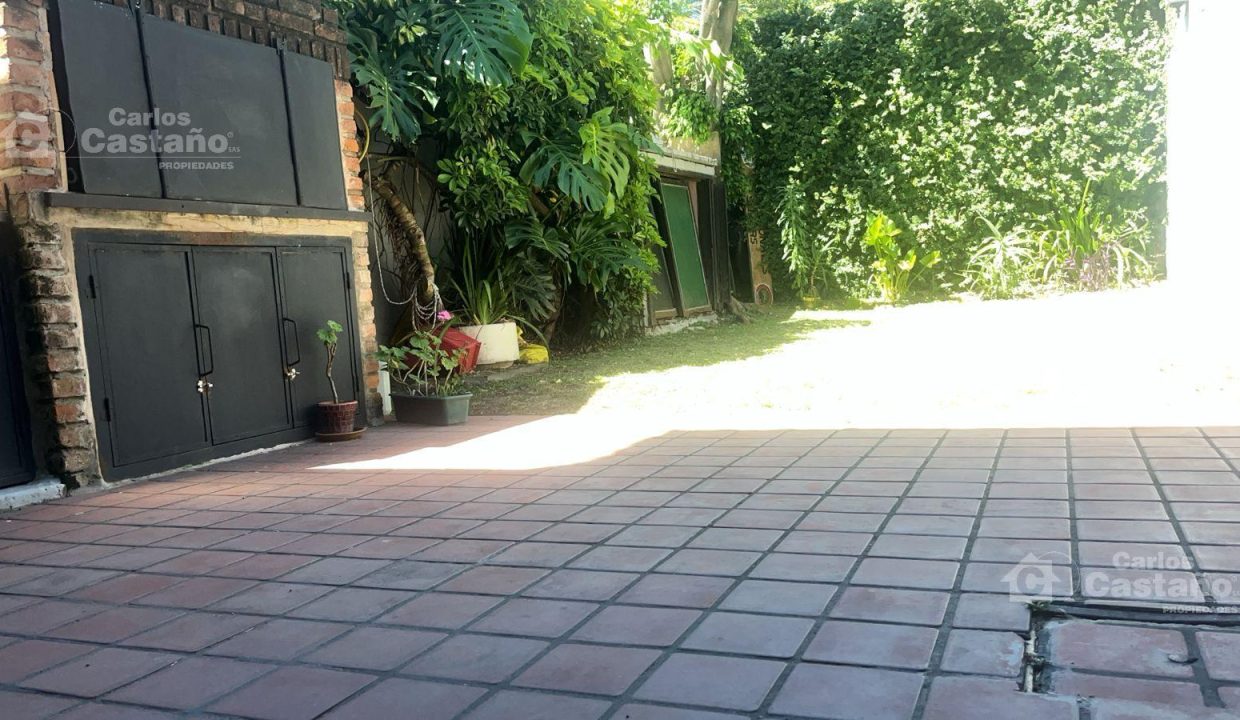 7625365_103452656776875380426975204460933451128983262064754995702890618912600265436990