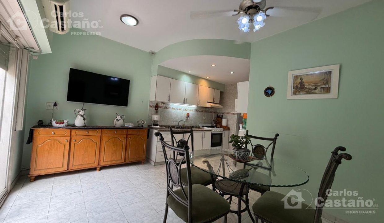 7634553_24485717256710182992575403394137676428774868277170403077747346904236452020520