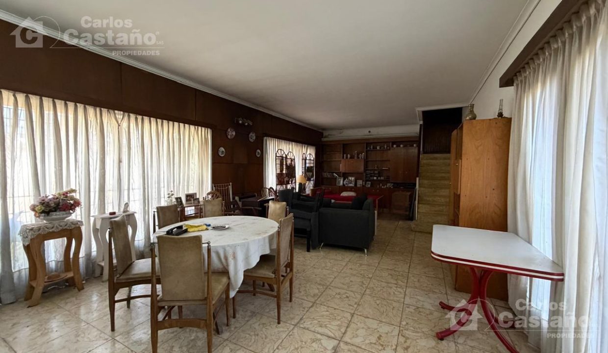 7637341_112353465966282918831643906702040751141232896398644100311475733627271044952083