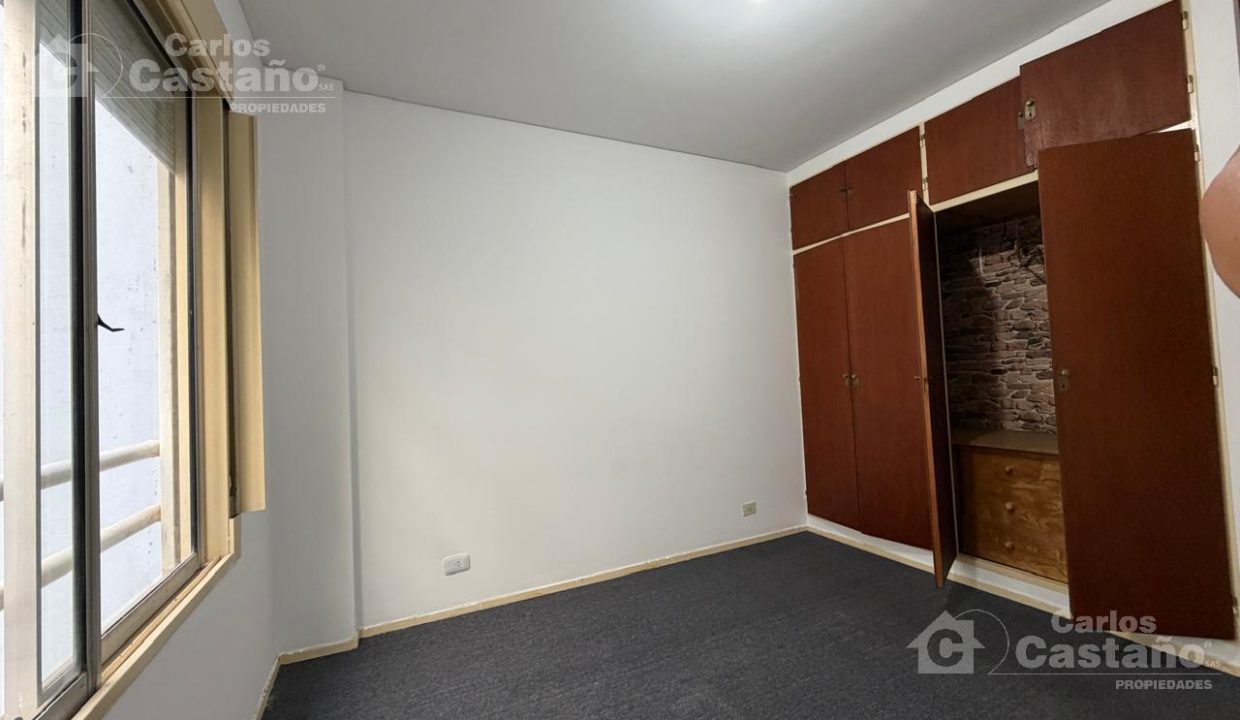 7643401_19612373680626701379854412229122750425630840612552514276204064728624350235852