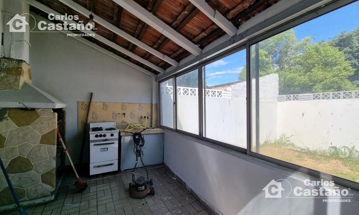 788422318550864336051948429439403887294824055980778517572484299358519508645415566