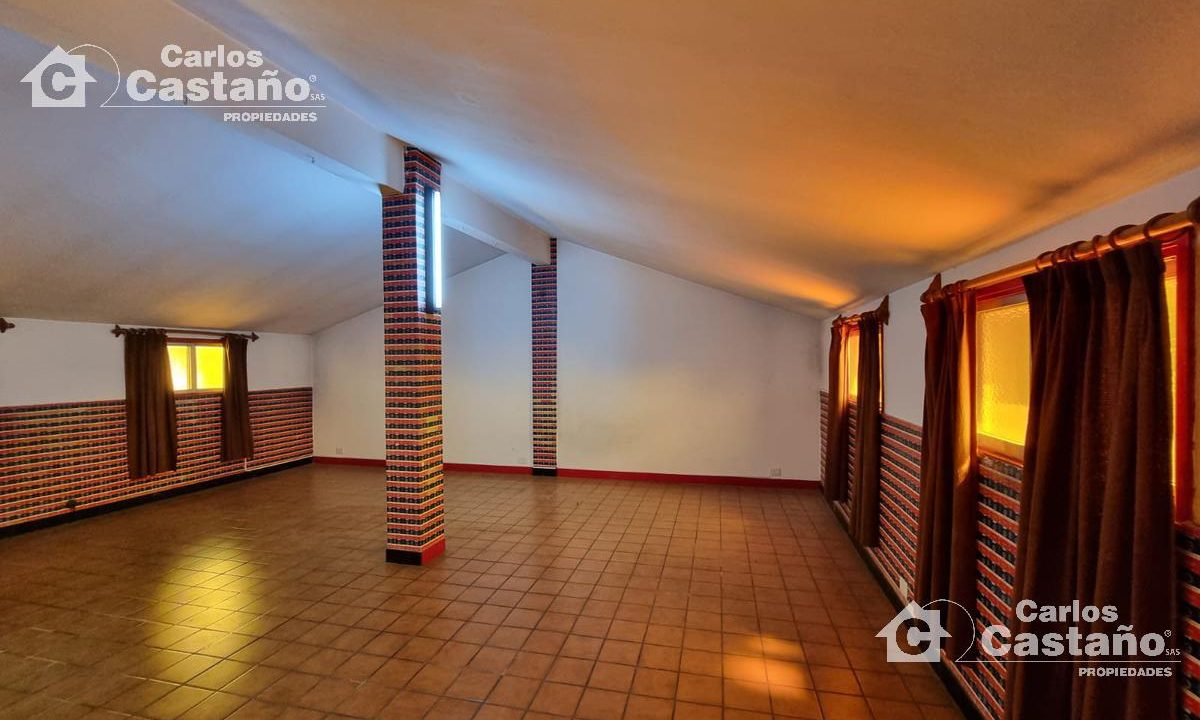 788476124330212836313829819954523086636702732436213213400022709034838237577204390