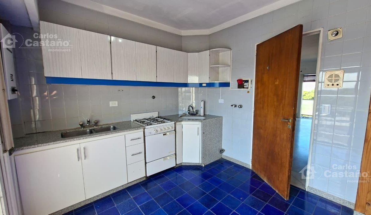 3039661_108022333007553868267479317057728492348250992304215050627947836355020049275964